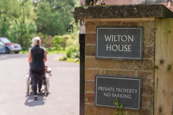 Wilton House, Upper High Street