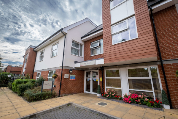Ivy Grove, 71 Hatch Lane