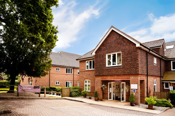 Rowan Lodge, Crown Lane