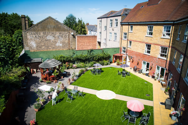 Cedars Care Home SS2 6FQ
