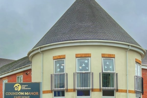 Coundon Manor, 1 Foster Road