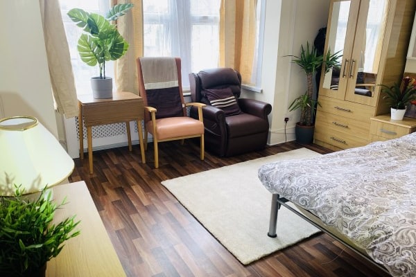 Karma Liv-in, 102 Coventry Road