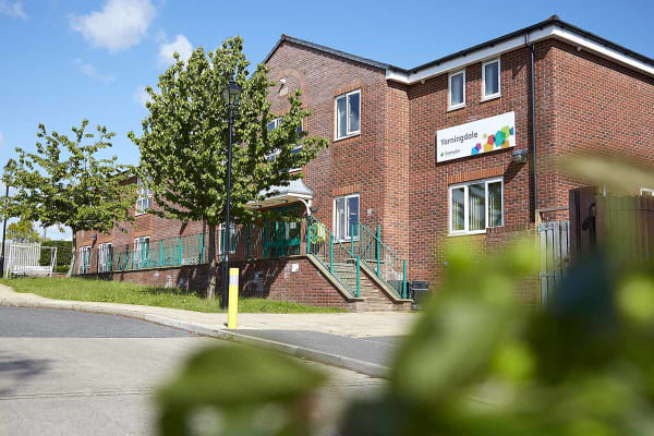 Yarningdale, Holywell Avenue