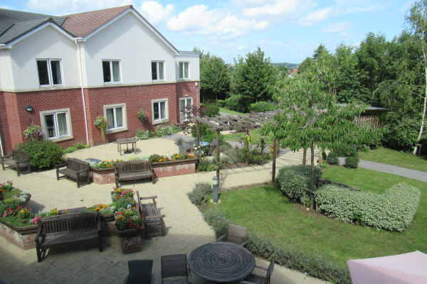 Barchester Kingfisher Lodge Care Home, Chestnut Walk