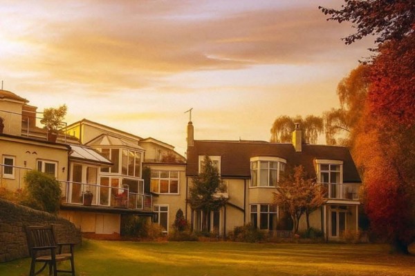 Dystlegh Grange, 40 Jackson's Edge Road