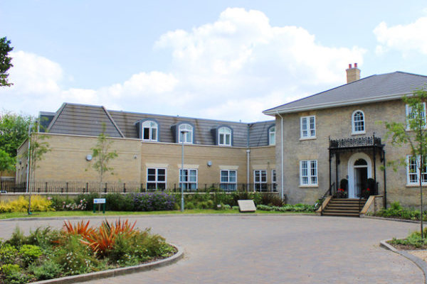 Salisbury Manor, Shapland Close