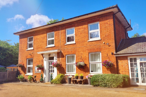 Stanborough Lodge, Great North Road