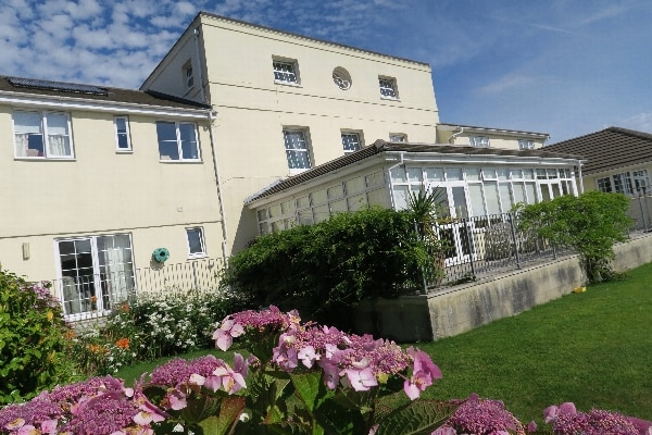 Hyne Town House, Totnes Road