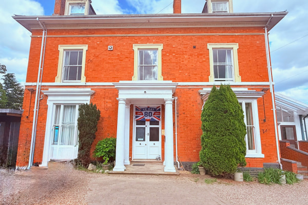 Golden Horizon Care Home, Hernes Nest House
