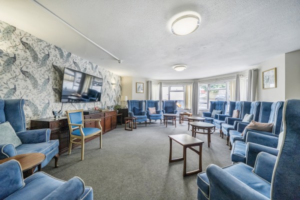 Selkirk House PL9 9BD
