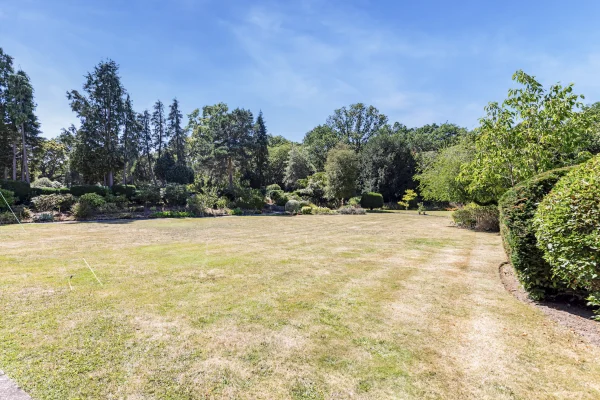 Fallowfield, Chislehurst