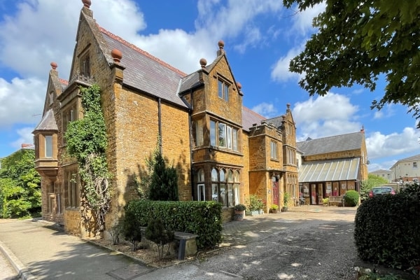 Fairholme House, Church Street