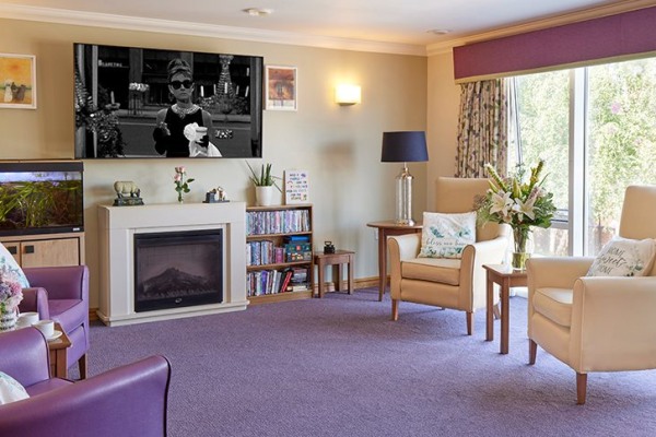 Acacia Lodge RG9 1EY