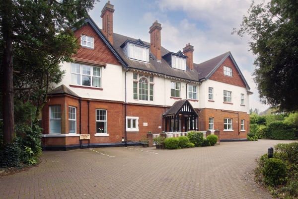 Bourne House, 45 Langley Avenue