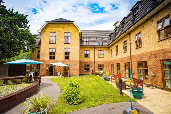 Heathlands Care Home, 2b Hatch Lane