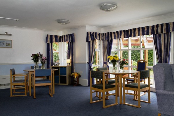 Hillview Court FK10 3AQ
