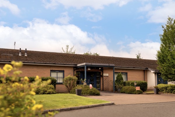 Hillview Court, Whiteyetts