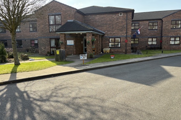 Earls Lodge Care Home, Queen Elizabeth Road