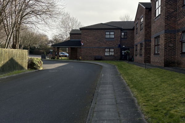 Earls Lodge Care Home WF1 4AA