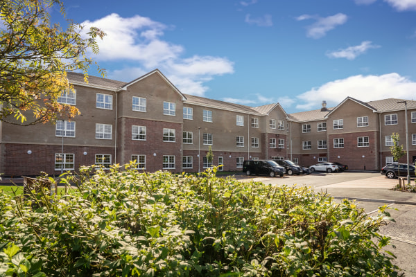 Oakeshott House, Springkerse Roundabout