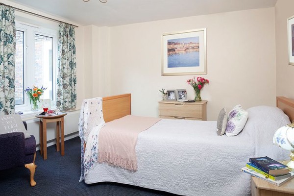Priory Court KT17 1TJ