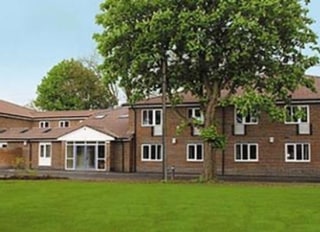 Farnham Common House
