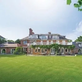 Glenhurst Manor