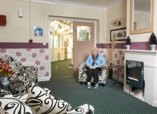 claremont care home linleys gastard road corsham wiltshire sn13 9pd