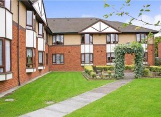 Warren Farm Lodge, Birmingham, West Midlands