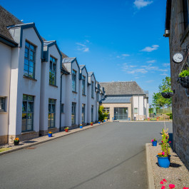 William Simpsons, Stirling, Stirling