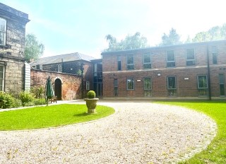 Bank Close House