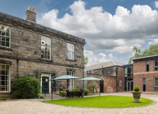 Bank Close House
