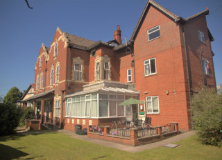 Ashton Court, Rotherham, South Yorkshire