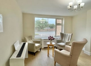 Cherrytree Care Home 123 Station Road Countesthorpe Leicester Leicestershire Le8 5td 13 Reviews