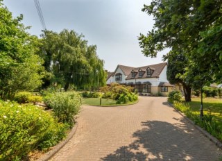 Highfield Care Home Bekesbourne Lane Bekesbourne Canterbury Kent Ct4 5dx 46 Reviews