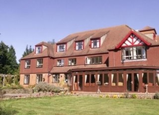 Steep House Nursing Home Tilmore Road Petersfield Hampshire Gu32 2hs 76 Reviews