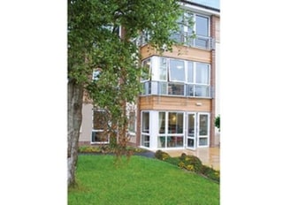 Avon Lodge Care Centre Care Home Southey Avenue Kingswood Bristol South Gloucestershire Bs15 1qt 45 Reviews