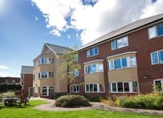I Paid 11 000 For Six Weeks Of Care How Appalling Upfront Fees Add Up Elderly Care House Styles Mansions