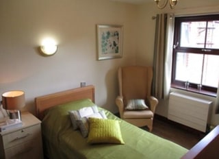 Holmwood Care Home Warminster Road Norton Lees Sheffield South Yorkshire S8 9bn 61 Reviews Holmwood Care Home Warminster Road Norton Lees Sheffield South Yorkshire S8 9bn 61 Reviews