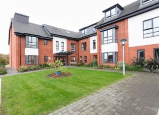 Sunnybank House Care Home Fair Oak