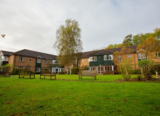 Pinewood Lodge, Watford, Hertfordshire