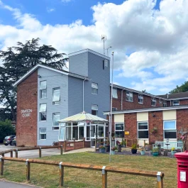 Drayton Court