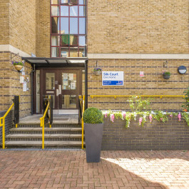 Silk Court, London, London