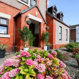 Meifod & Vicarage Court