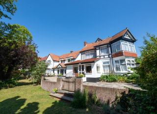Kinross, Portsmouth, Hampshire