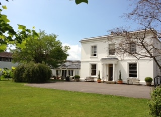 Wisma Mulia, Gloucester, Gloucestershire