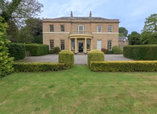 Oaktree Hall & Lodge