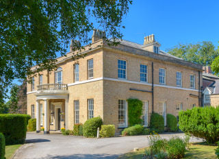 Oaktree Hall & Lodge