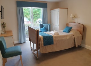 Barchester Ashford House Care Home Long Lane Staines Upon Thames Surrey Tw19 7az 44 Reviews