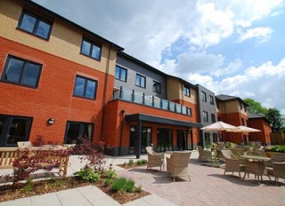 Avon Valley Care Home Tenniscourt Road Kingswood Bristol South Gloucestershire Bs15 4jw 51 Reviews